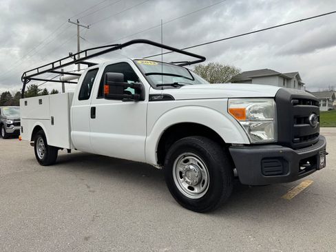 Used 2013 Ford F250 XL w/ PWR Equipment Group RWD image 3