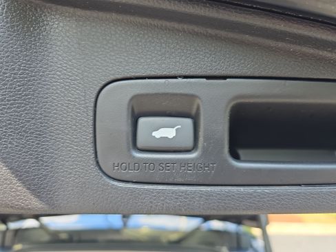 Used 2020 Honda CR-V Touring image 13
