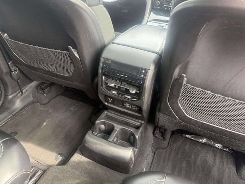 Used 2021 Jeep Grand Cherokee L Limited AWD/4WD image 21