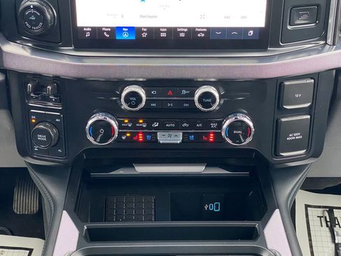 Used 2025 Ford F250 Platinum image 27