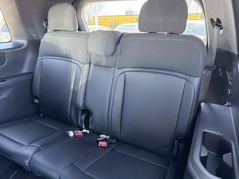 New 2027 Kia Telluride S w/ Towing Package image 16