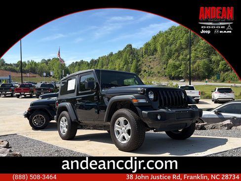 Used 2022 Jeep Wrangler Sport AWD/4WD image 1