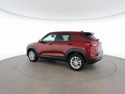 Used 2025 Chevrolet TrailBlazer LS w/ LS Convenience Package image 9