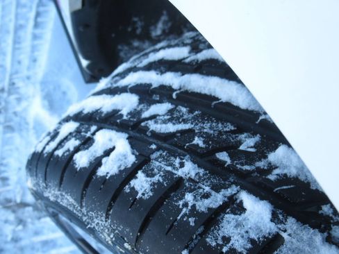 Used 2020 Volkswagen Golf 4-Door image 6