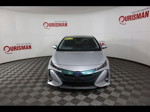 Used 2017 Toyota Prius Prime Plus image 13