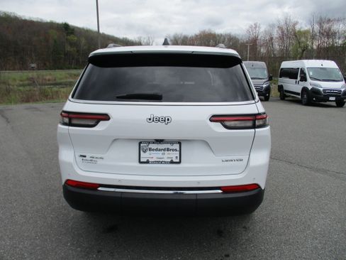 Certified 2022 Jeep Grand Cherokee L Limited AWD/4WD image 6