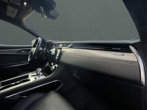 Used 2025 Jaguar F-PACE R-Dynamic S image 24