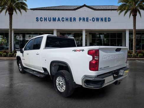 Used 2025 Chevrolet Silverado 2500 LT w/ Convenience Package AWD/4WD image 5