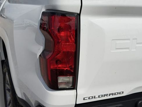 New 2025 Chevrolet Colorado LT RWD image 9