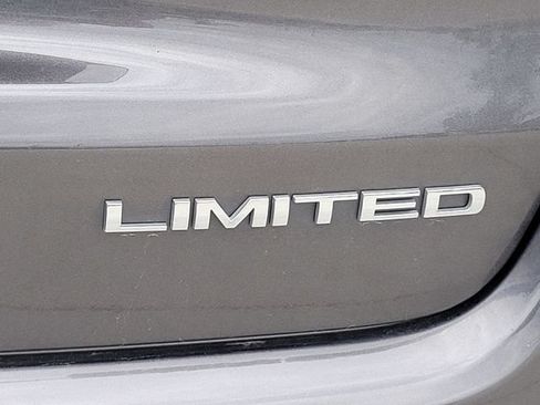 Used 2024 Jeep Compass Limited AWD/4WD image 13