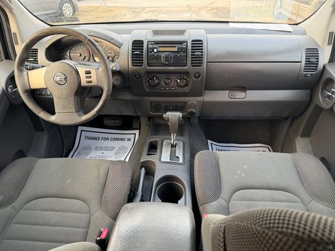 Used 2008 Nissan Xterra X image 10