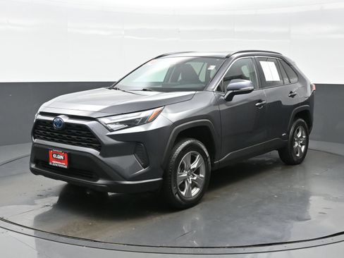 Used 2024 Toyota RAV4 XLE w/ Convenience Package AWD/4WD image 2