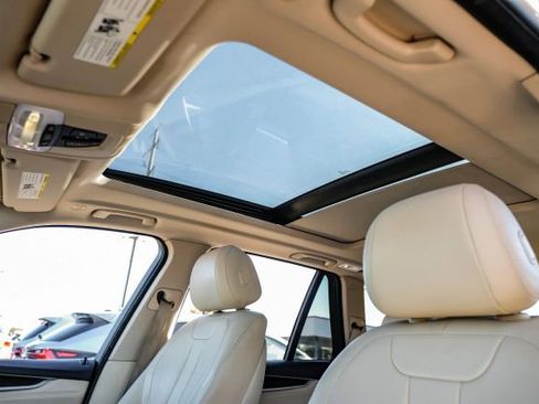 Used 2015 BMW X5 xDrive35i image 5
