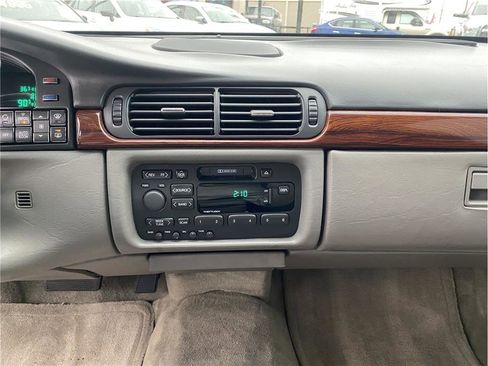 Used 1998 Cadillac De Ville Limousine image 12