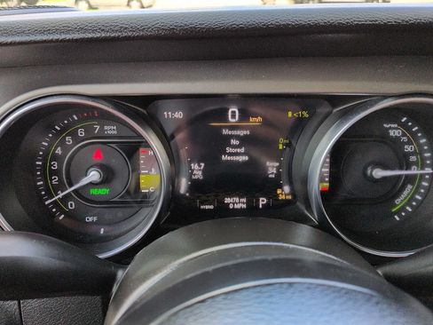 Used 2023 Jeep Wrangler Unlimited w/ Cold Weather Group AWD/4WD image 18