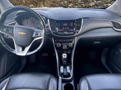 Used 2020 Chevrolet Trax Premier image 14