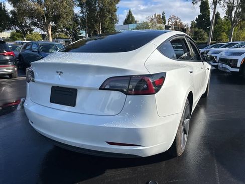 Used 2023 Tesla Model 3 Standard Range image 3