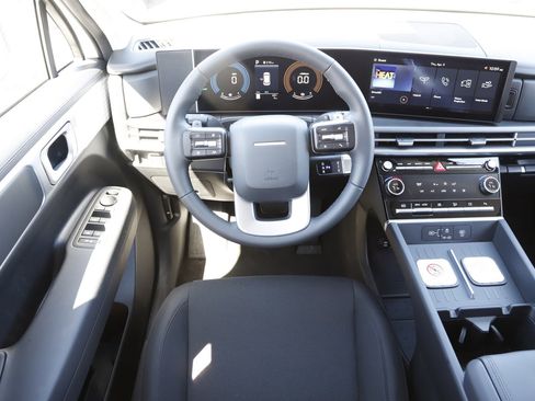 New 2026 Hyundai Santa Fe SE image 16