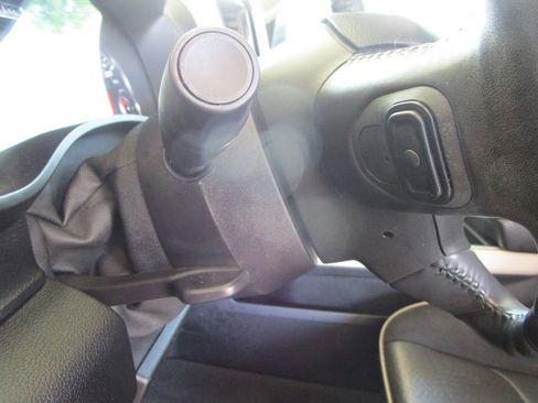 Used 2020 RAM 1500 Laramie RWD image 30