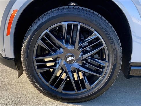 New 2026 Cadillac Escalade IQL Sport 1 w/ LPO, ONYX Package image 13