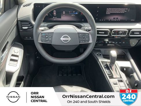 New 2026 Nissan Sentra SR w/ SR Premium Package FWD image 14