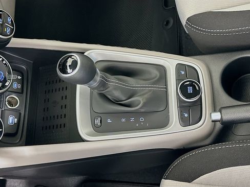 New 2026 Hyundai Venue SEL FWD image 14