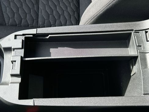 Used 2019 Chevrolet Equinox LT image 15