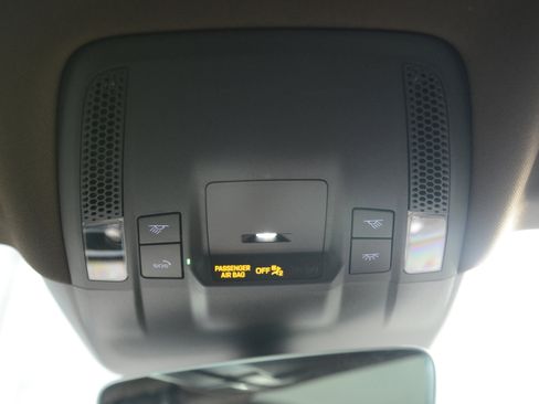 Certified 2025 Porsche Taycan 4 Cross Turismo image 24