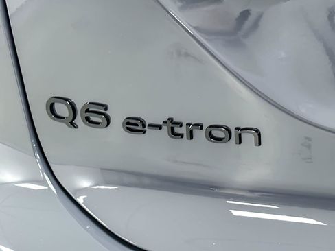 New 2027 Audi Q6 e-tron Premium Plus AWD/4WD image 26