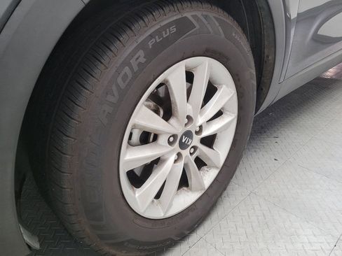 Used 2019 Kia Sorento FWD image 31