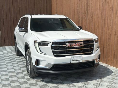 Used 2025 GMC Acadia Elevation FWD image 14