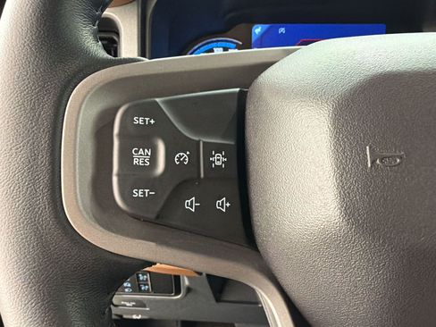 Used 2024 Ford Bronco Outer Banks AWD/4WD image 16