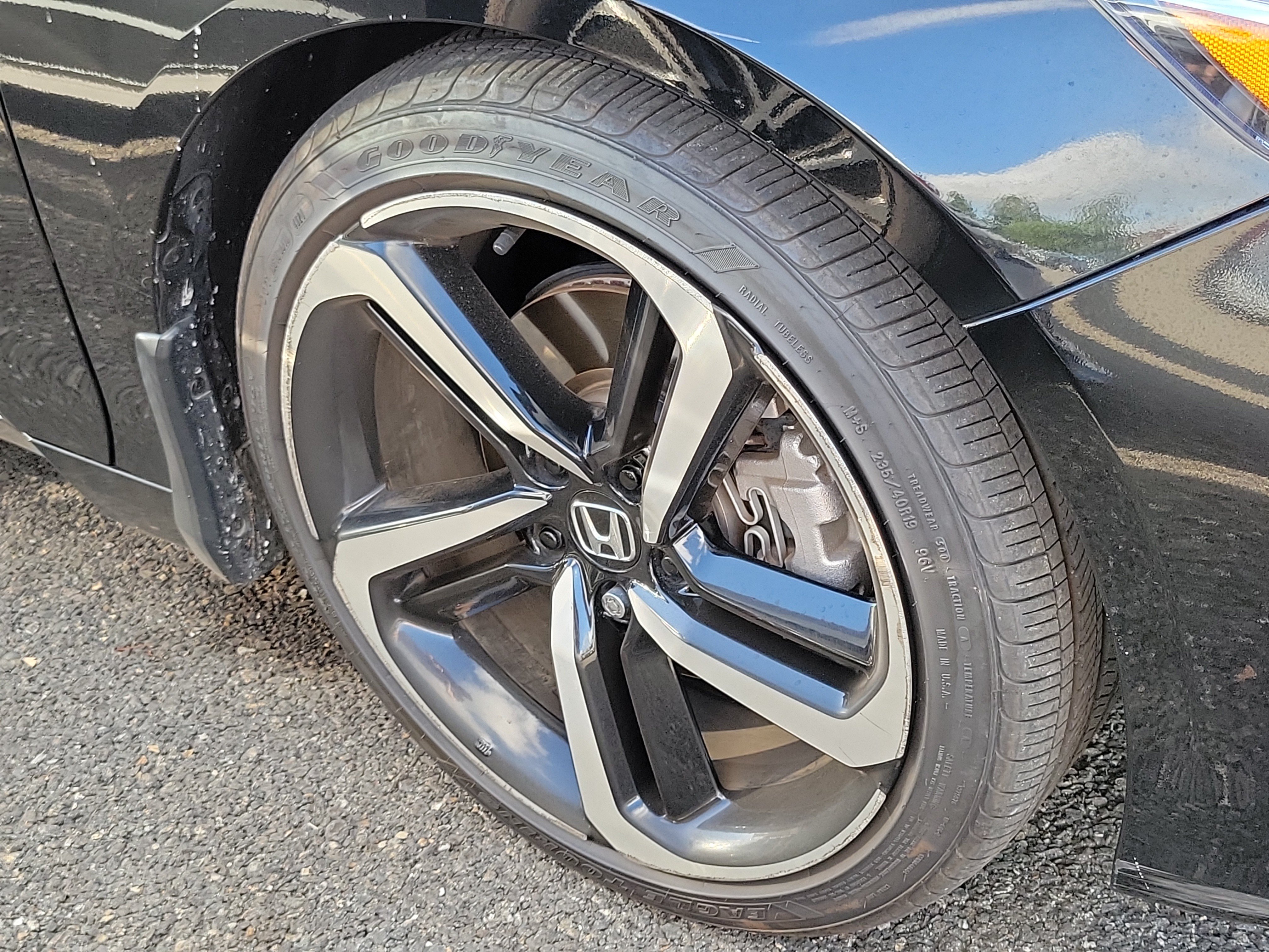 Used 2019 Honda Accord Sport image 4