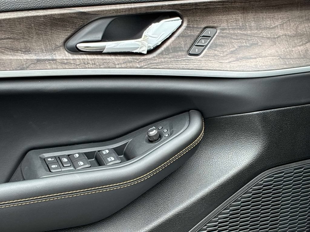 New 2026 Jeep Grand Cherokee Limited AWD/4WD image 10