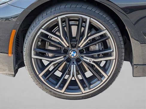 Used 2021 BMW 540i w/ M Sport Package RWD image 10