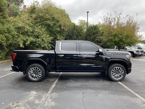 Used 2024 GMC Sierra 1500 Denali Ultimate image 10