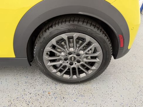 New 2026 MINI Cooper S FWD image 23