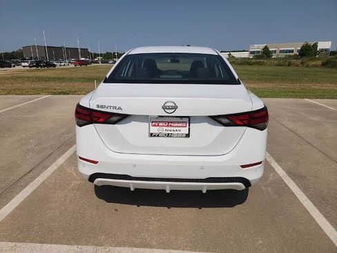 Certified 2025 Nissan Sentra S FWD image 6