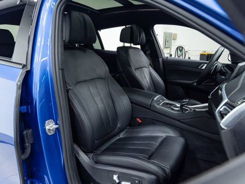 Used 2020 BMW X6 M50i w/ Executive Package image 24