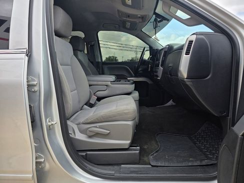 Used 2017 GMC Sierra 1500 SLE w/ SLE Value Package image 13