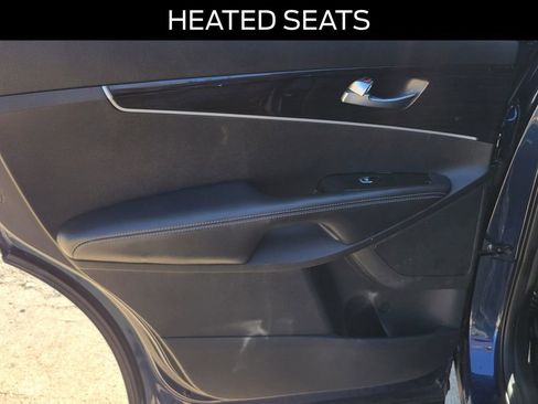 Used 2019 Kia Sorento AWD w/ LX Convenience Package image 13