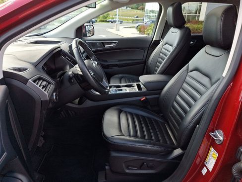 Certified 2022 Ford Edge SEL w/ Convenience Package image 13