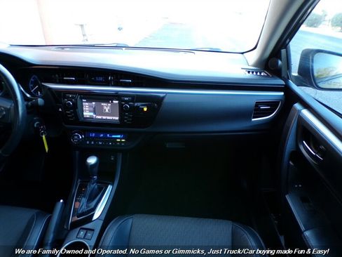 Used 2014 Toyota Corolla S FWD image 28