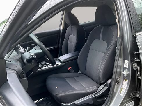 Used 2024 Nissan Sentra SV FWD image 8
