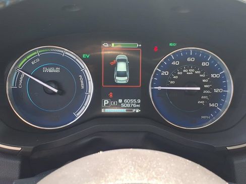 Certified 2023 Subaru Crosstrek Hybrid w/ Moonroof Package w/Navigation AWD/4WD image 6