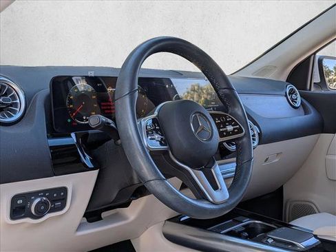 Certified 2023 Mercedes-Benz GLA 250 image 9