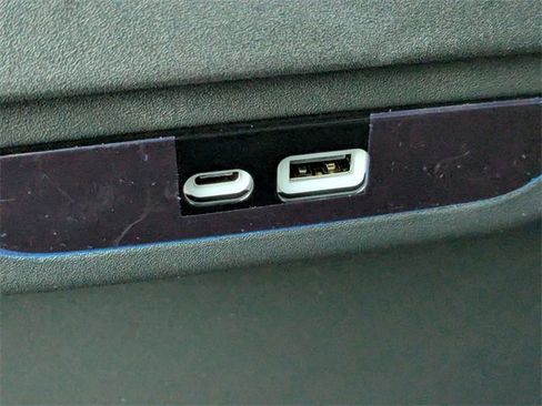 New 2026 Chrysler Pacifica Select image 26