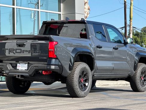 Certified 2025 Toyota Tacoma TRD Pro image 5