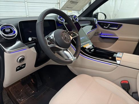New 2026 Mercedes-Benz GLC 300 4MATIC image 12