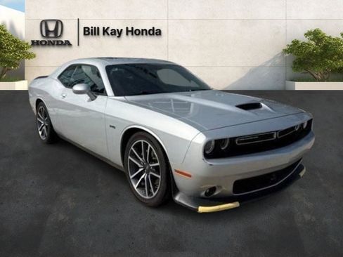 Used 2023 Dodge Challenger R/T w/ Plus Package image 1